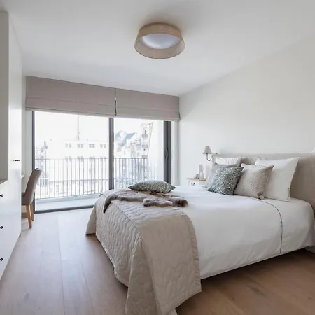 Spacious Sea View Apartment With Pool *
