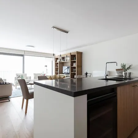 Appartement Spacious Sea View Apartment With Pool