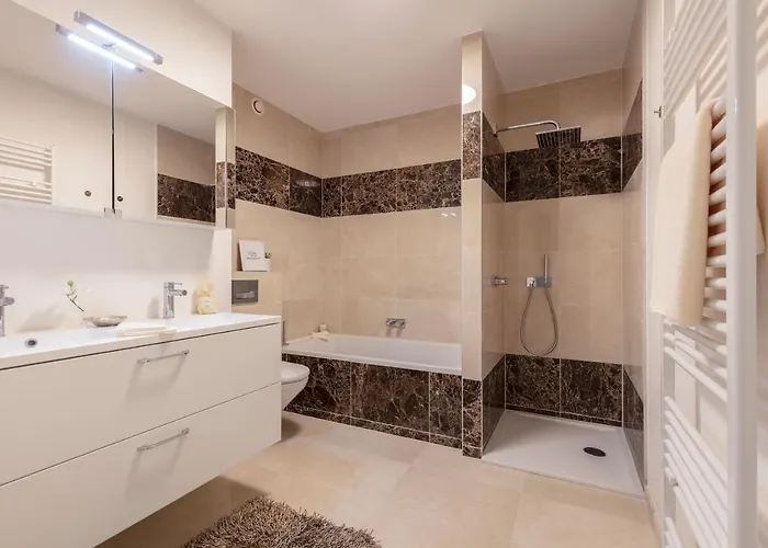 Lägenhet Met Zwembad